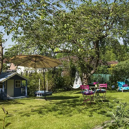 Stadtvilla B شقة